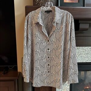 Sanctuary Black and White Geometric Blouse